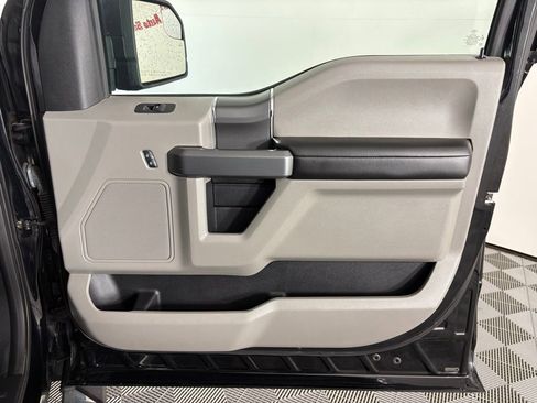 Used 2018 Ford F150 XLT w/ Equipment Group 302A Luxury AWD/4WD image 43