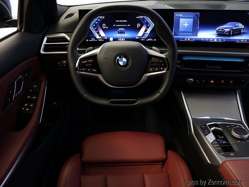 Certified 2025 BMW 330i xDrive Sedan AWD/4WD image 15