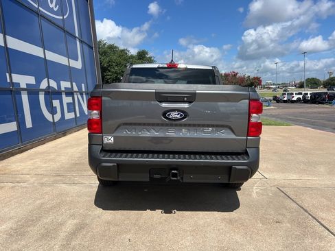 New 2025 Ford Maverick XLT w/ XLT Luxury Package image 5