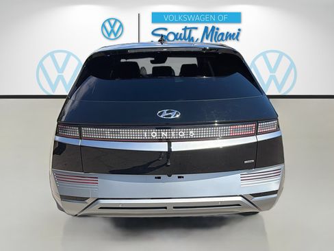 Used 2023 Hyundai Ioniq 5 Limited image 6