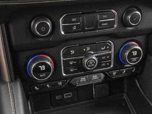 Used 2024 Chevrolet Tahoe Premier image 24