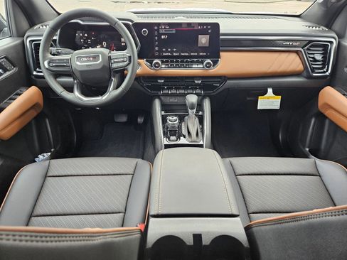 New 2026 GMC Canyon AT4 w/ AT4 Premium Package image 24