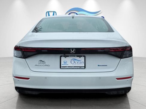 Used 2023 Honda Accord EX-L image 3