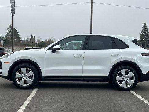 Used 2023 Porsche Cayenne image 7