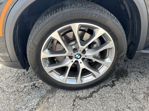 Used 2023 BMW X5 xDrive40i AWD/4WD image 10