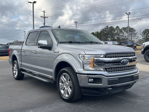 Used 2020 Ford F150 Lariat image 4