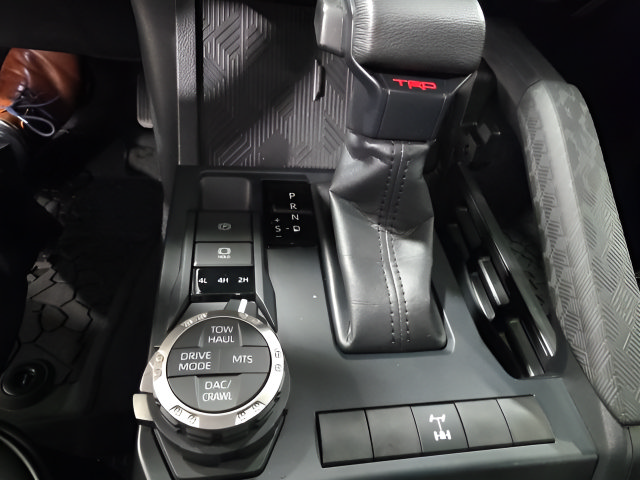 Used 2025 Toyota Tacoma TRD Off-Road AWD/4WD image 24