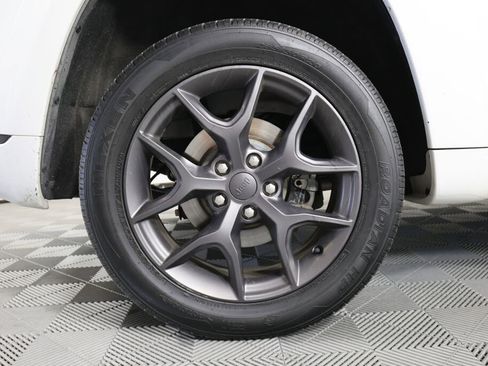 Used 2019 Jeep Grand Cherokee Limited X AWD/4WD image 7