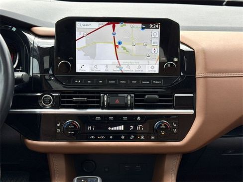 Certified 2022 Nissan Pathfinder Platinum w/ Lighting Package (N93) image 16