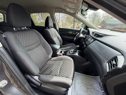 Used 2020 Nissan Rogue S w/ Special Edition Package image 18