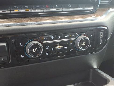 Used 2023 Chevrolet Silverado 1500 RST w/ Convenience Package II AWD/4WD image 8