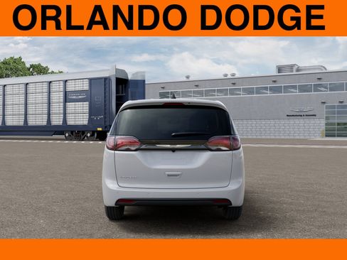 New 2026 Chrysler Voyager LX FWD image 7