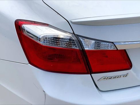 Used 2015 Honda Accord Sport image 26