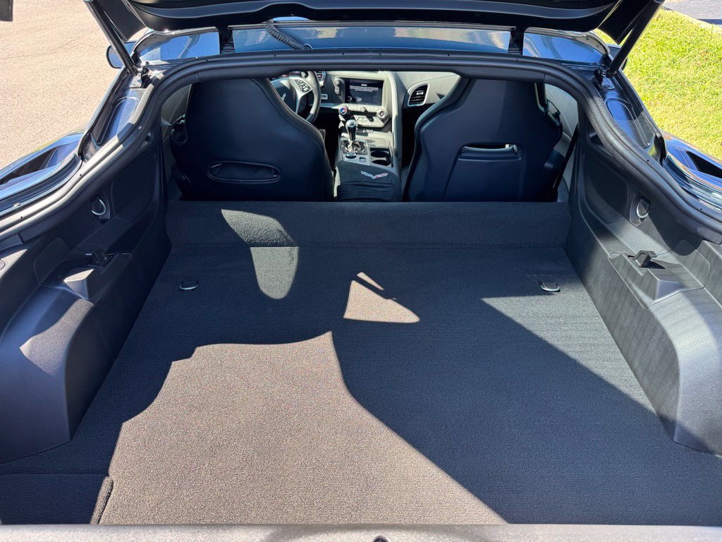Certified 2019 Chevrolet Corvette Stingray Coupe w/ 1LT RWD image 17