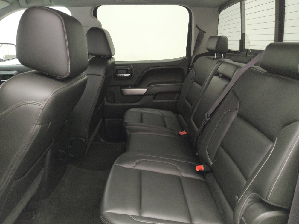 Used 2017 Chevrolet Silverado 1500 LTZ Z71 w/ LTZ Plus Package AWD/4WD image 18