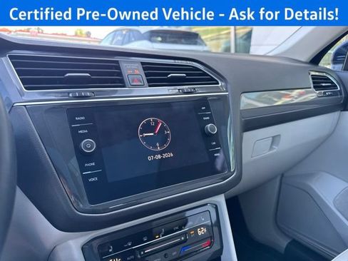 Certified 2023 Volkswagen Tiguan SE w/ Panoramic Sunroof Package AWD/4WD image 13