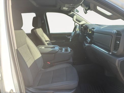 Used 2024 Chevrolet Silverado 2500 LT image 15