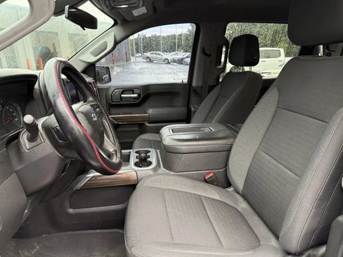 Used 2021 Chevrolet Silverado 1500 LT Trail Boss AWD/4WD image 9