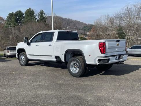 New 2026 Chevrolet Silverado 3500 High Country w/ Technology Package image 5