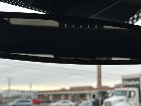 Used 2021 Ford F250 Lariat w/ Chrome Package image 24