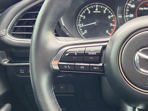 Certified 2025 MAZDA MAZDA3 Hatchback w/Premium Plus Pkg image 27