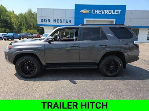 Used 2019 Toyota 4Runner TRD Off-Road AWD/4WD image 5