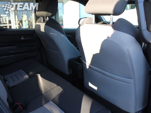 Used 2024 Toyota Tacoma TRD Off-Road image 24