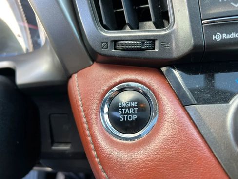 Used 2013 Toyota RAV4 Limited image 16