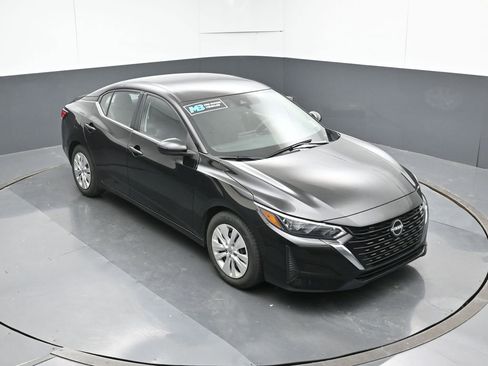 Used 2025 Nissan Sentra S FWD image 51