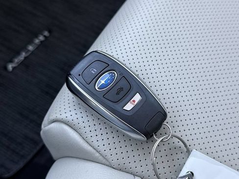 Certified 2025 Subaru Ascent Limited AWD/4WD image 31