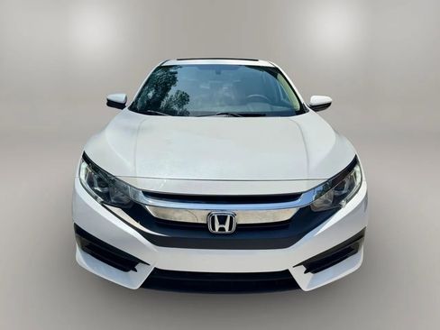 Used 2018 Honda Civic EX image 8