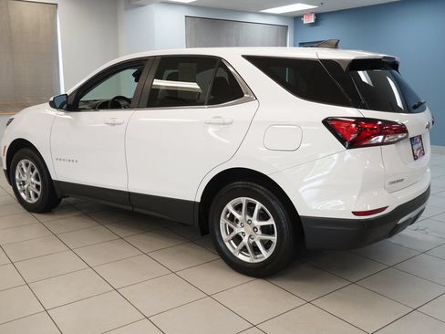 Used 2024 Chevrolet Equinox LT w/ LPO, Floor Liner Package AWD/4WD image 7