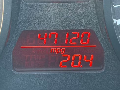 Used 2015 MAZDA MX-5 Miata Club image 24