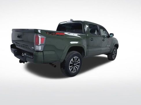 Used 2022 Toyota Tacoma TRD Sport w/ Technology Package image 10