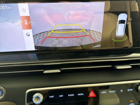 New 2026 Genesis GV80 2.5T RWD image 21