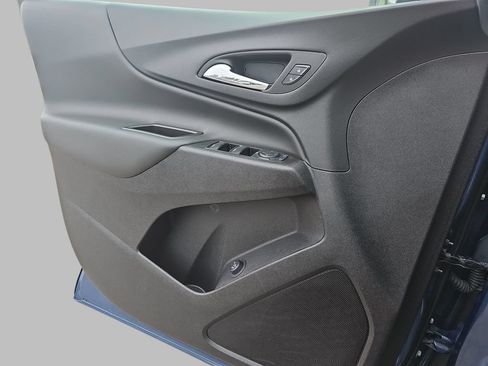 Certified 2024 Chevrolet Equinox LT AWD/4WD image 32