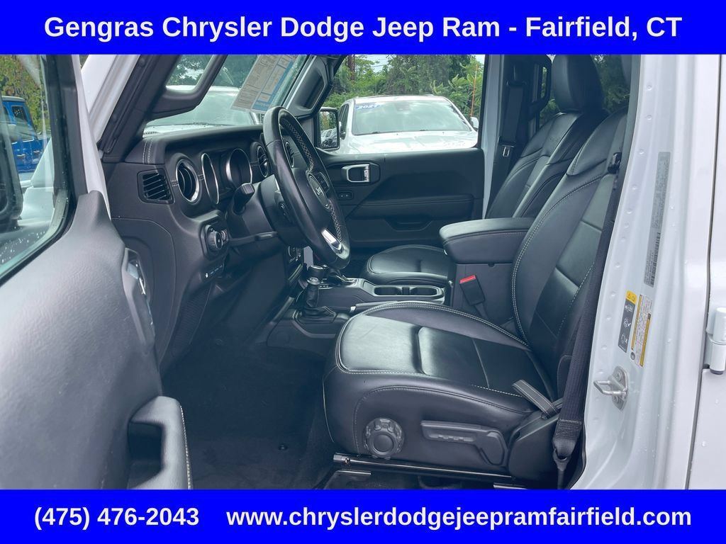 Used 2023 Jeep Wrangler Unlimited Sahara w/ Cold Weather Group AWD/4WD image 45