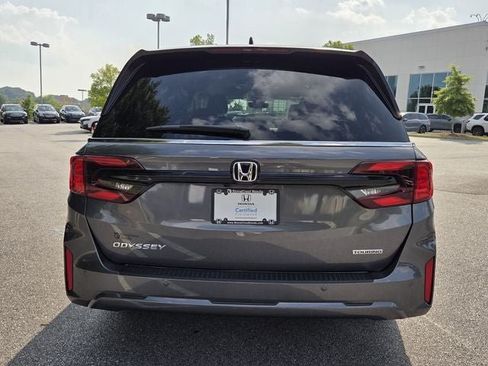 Certified 2026 Honda Odyssey Touring image 6