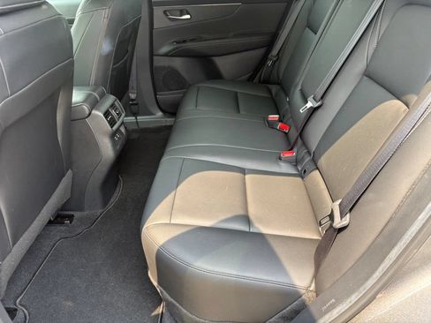 Used 2025 Nissan Murano SV AWD/4WD image 41