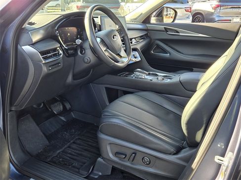 Certified 2026 INFINITI QX60 Luxe w/ Cargo Package image 13