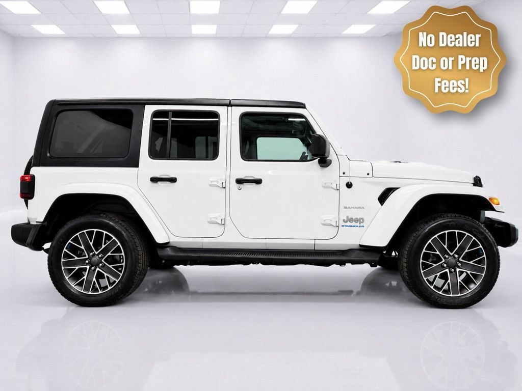 Used 2023 Jeep Wrangler Unlimited Sahara w/ Cold Weather Group AWD/4WD image 1