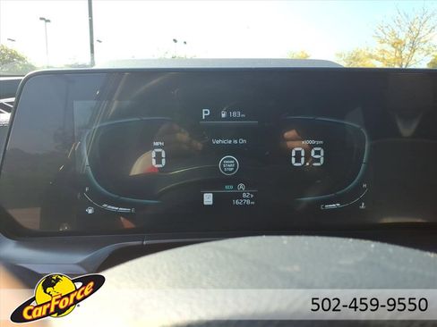 Used 2025 Kia Telluride S image 30