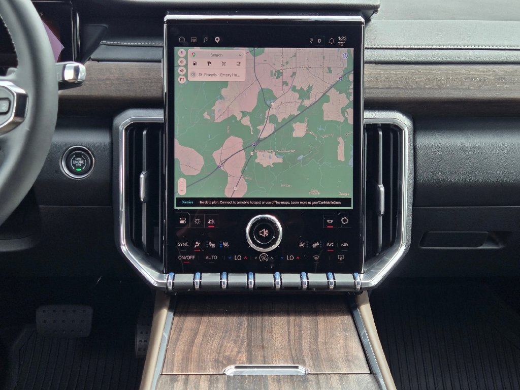 Used 2026 GMC Acadia Denali Ultimate w/ LPO, Floor Liner Package FWD image 21
