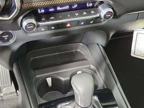 Certified 2025 MAZDA CX-50 2.5 Hybrid w/ Premium Plus Pkg image 23