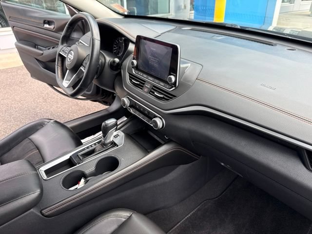 Used 2021 Nissan Altima 2.5 SR FWD image 24