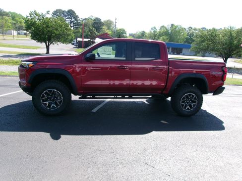 New 2026 Chevrolet Colorado ZR2 image 7