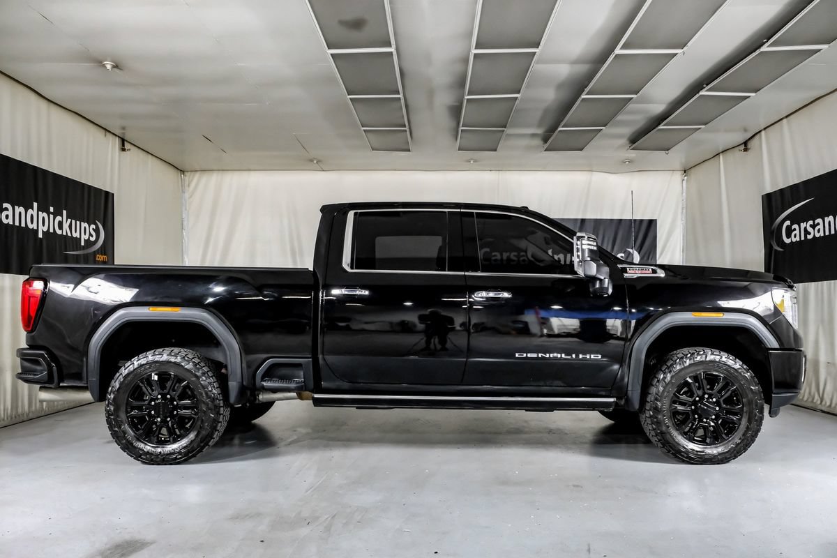 Used 2022 GMC Sierra 2500 Denali w/ Denali Black Diamond Edition AWD/4WD image 5