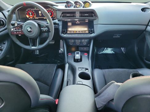 Used 2024 Nissan Z NISMO w/ Floor Mat Package image 7