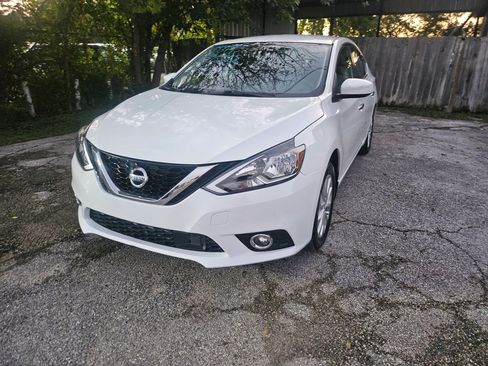 Used 2019 Nissan Sentra S w/ Electronics Package image 2