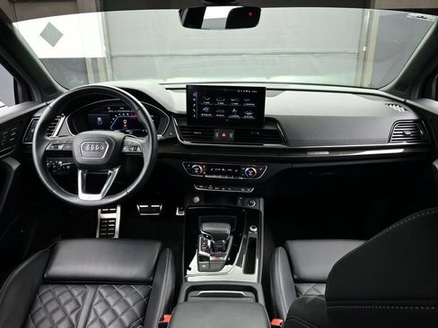 Used 2021 Audi SQ5 Prestige AWD/4WD image 18